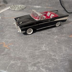 ERTL 1957 Chevy Bel Air Convertible 1:18 Scale Diecast Car Black